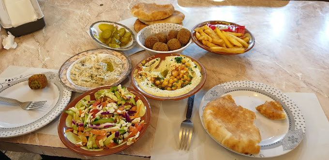 abu shukry resturant in the old city