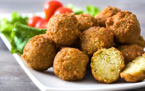 Falafel (פלאפל, Falafel)